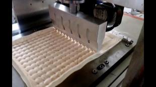 全自動電熱毯焊接機與壓紋機 大型超聲波設備制造商前沿技術解析